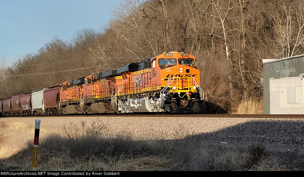 BNSF 5869 25th Anniversary Unit